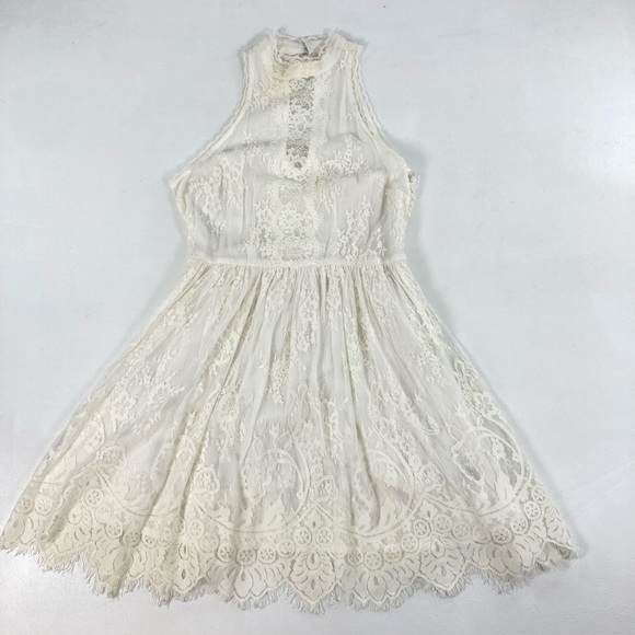 Free People Dresses & Skirts - Free People Verushka High Neck Button Back Lace dress Size 4 Ivory Women’s
